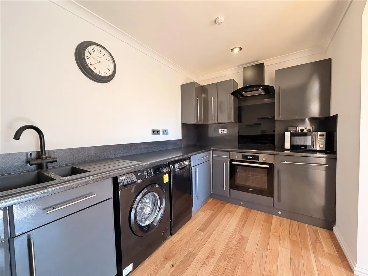 Auchingramont Court, 64 Union Street, Hamilton, ML3 6NB, photo 12