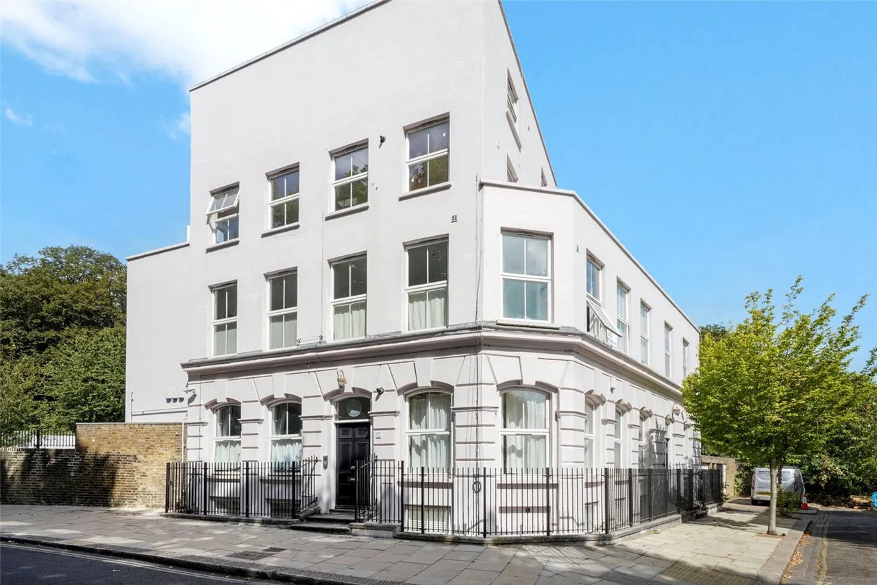 The Mitre, Grafton Road, London, NW5, photo 9