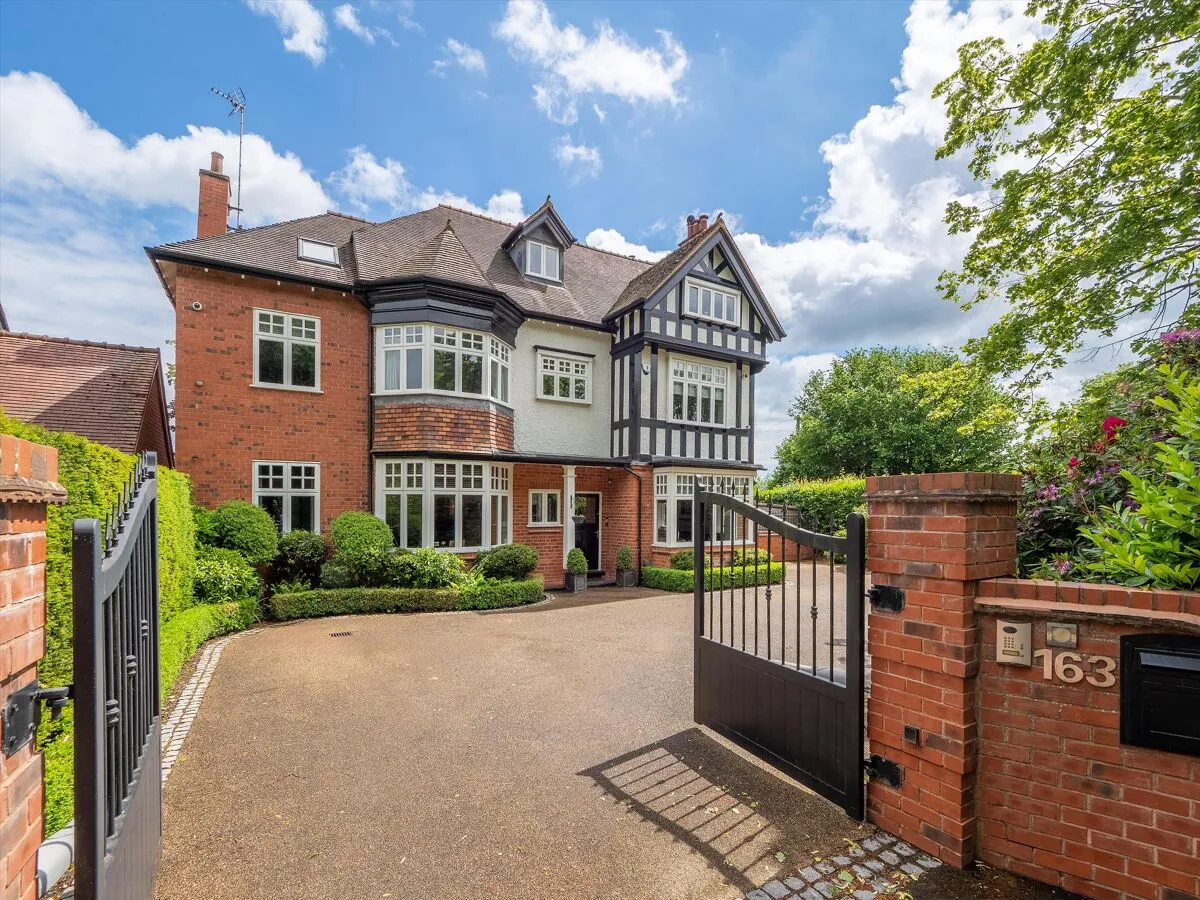 7 bed house for sale, Darley Green Road, Knowle, B93
