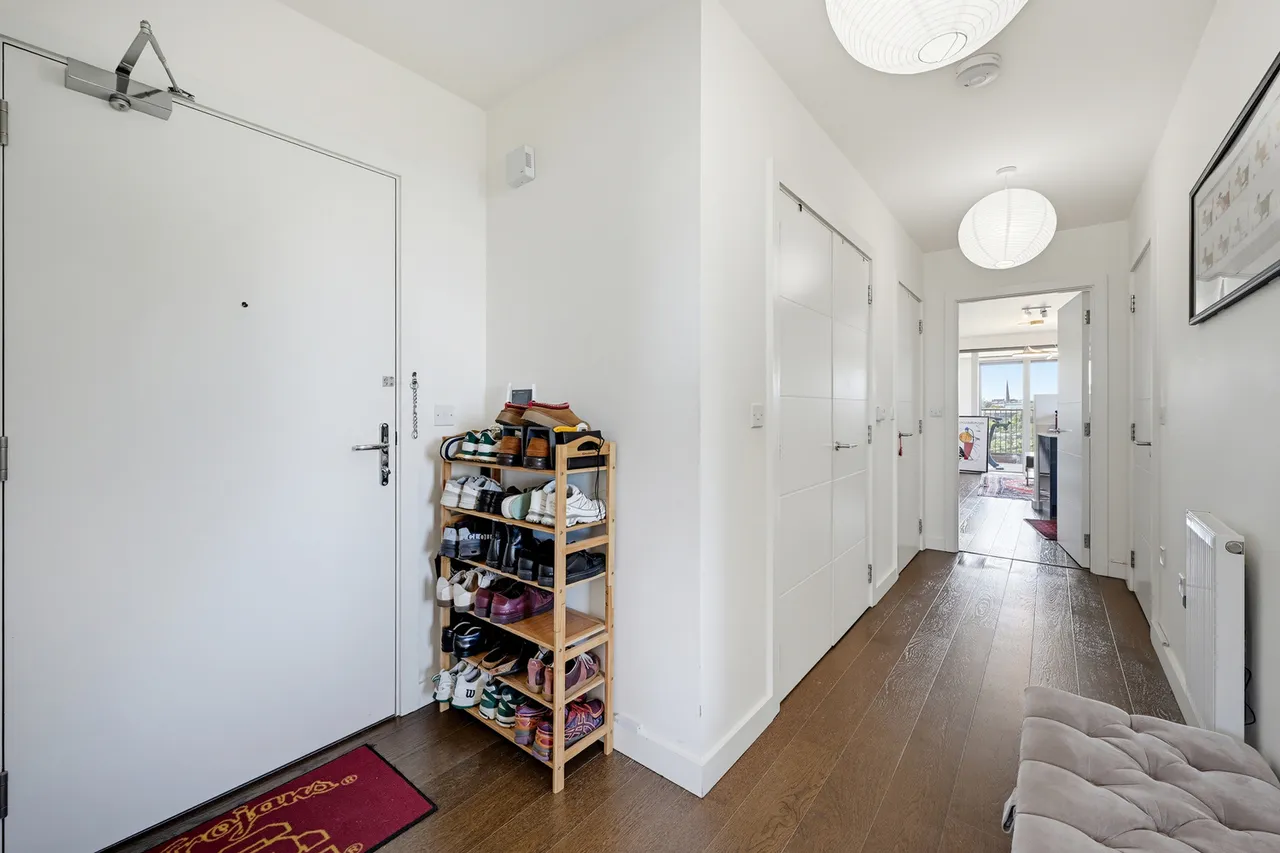 Kenneth Way, Ealing, W5, photo 14