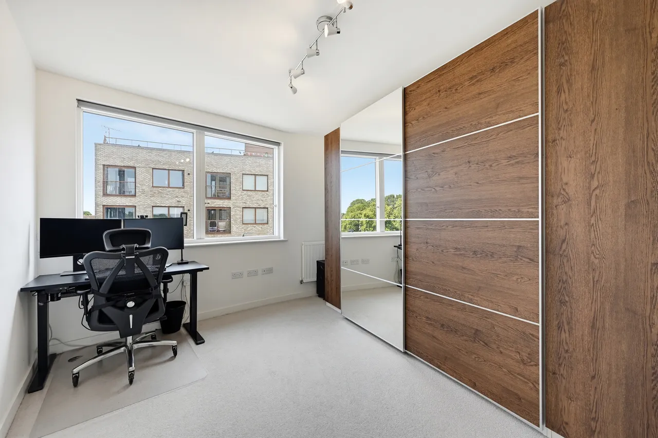 Kenneth Way, Ealing, W5, photo 13