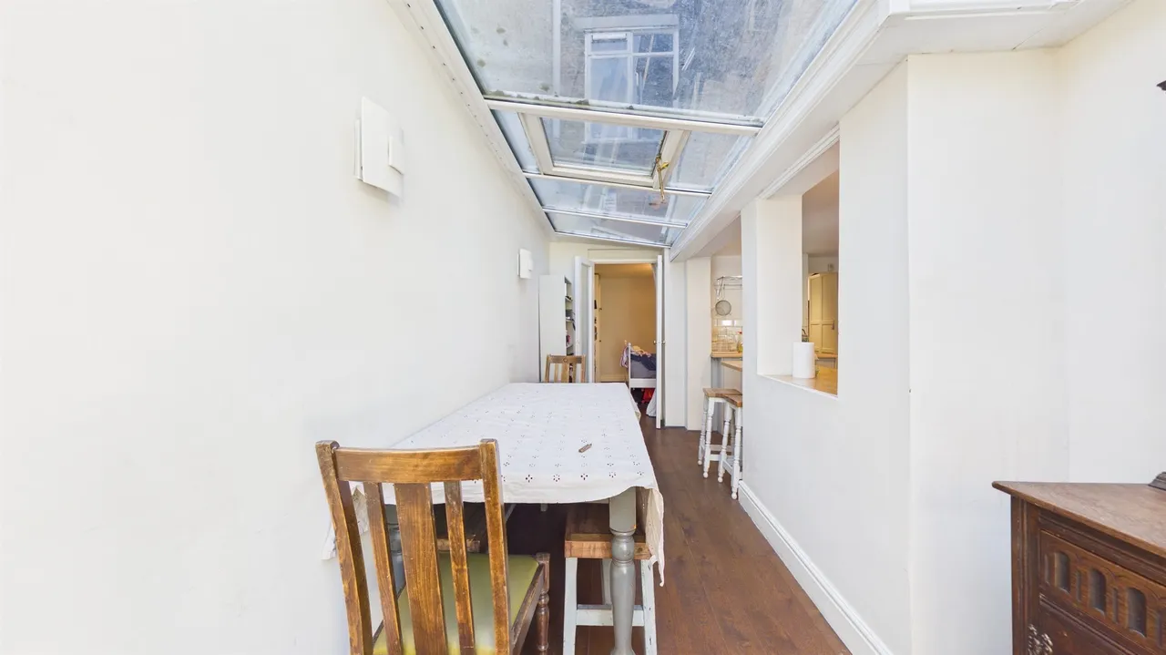Taybridge Road, London, SW11, photo 19