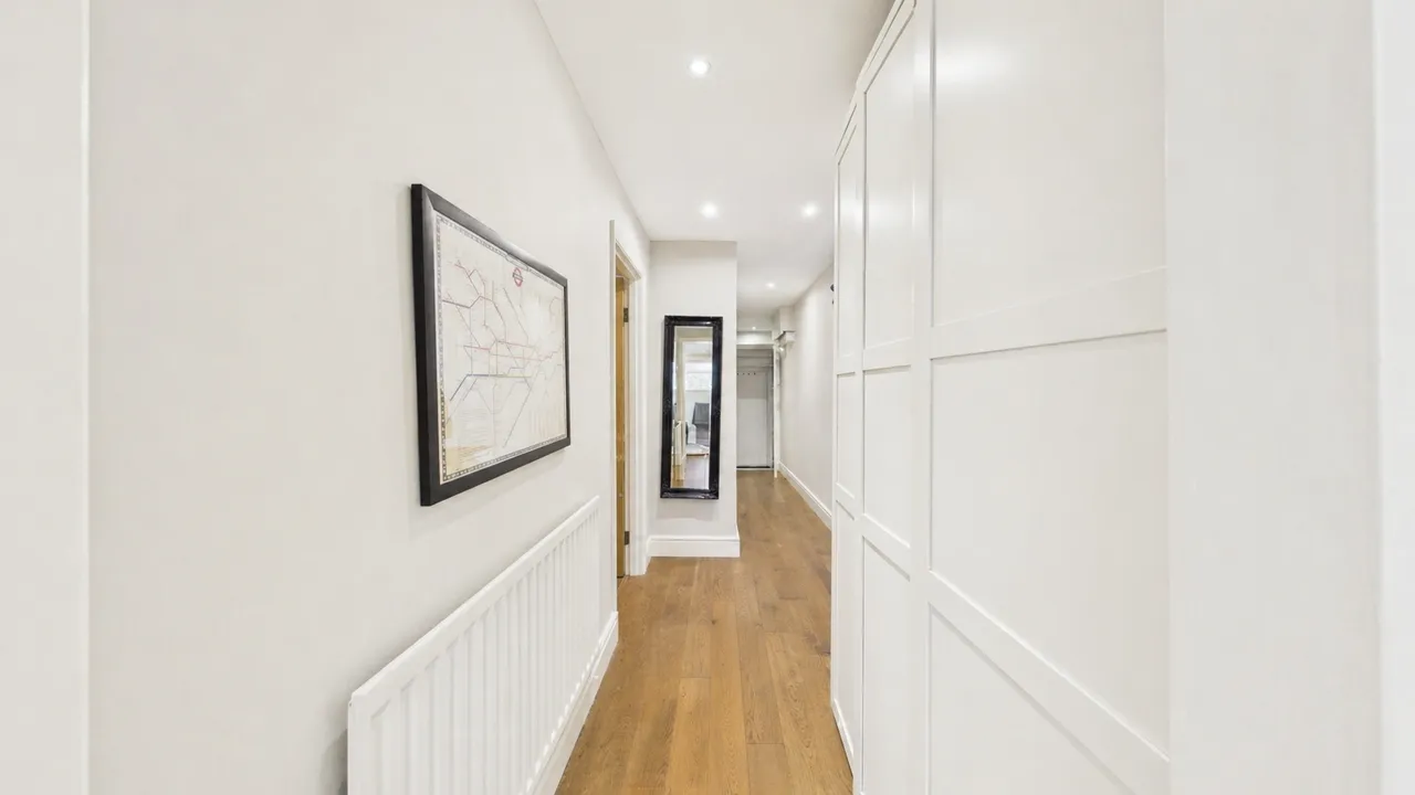 Taybridge Road, London, SW11, photo 12