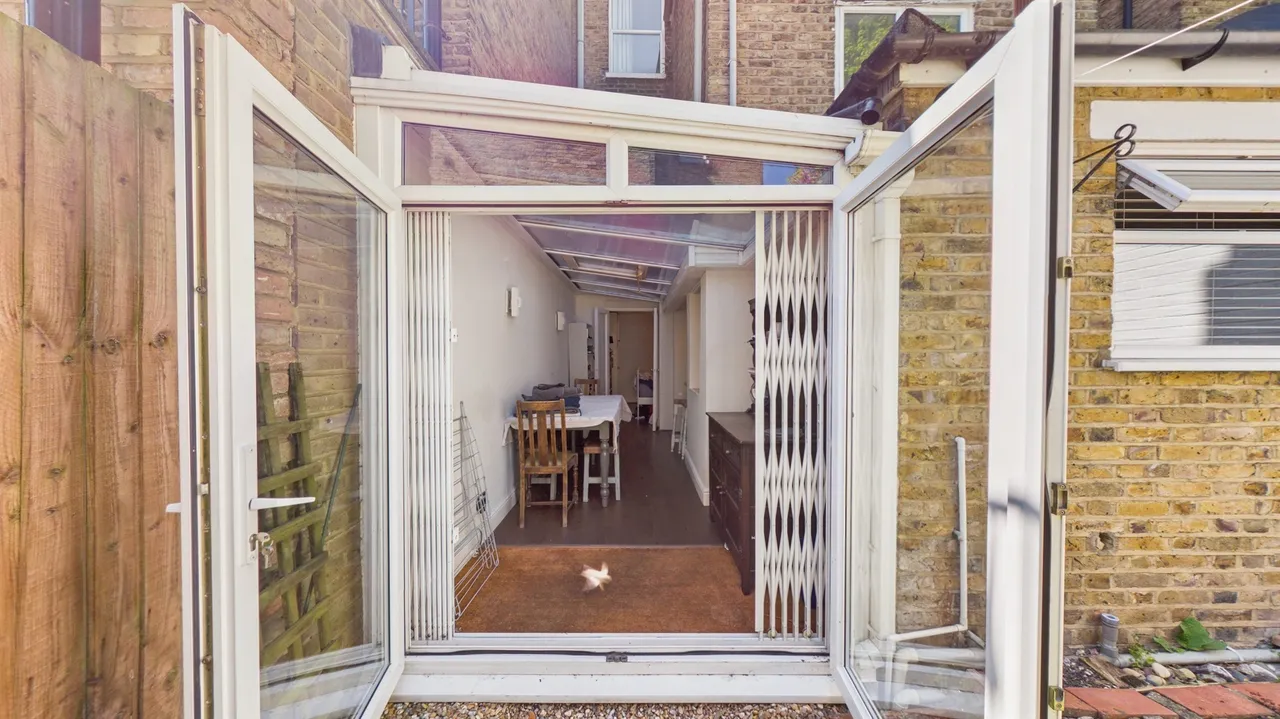 Taybridge Road, London, SW11, photo 22