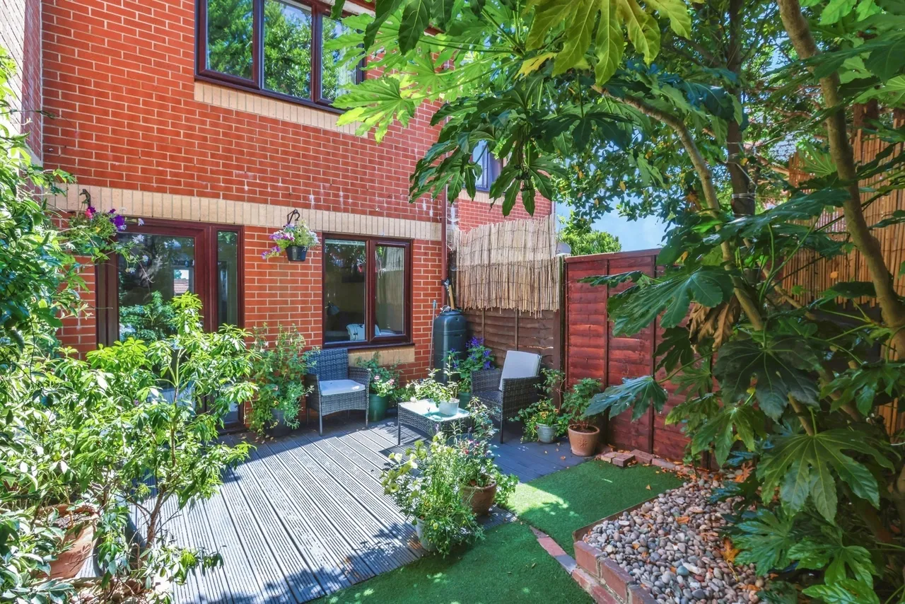 Sixpenny Close, Poole, BH12, photo 15