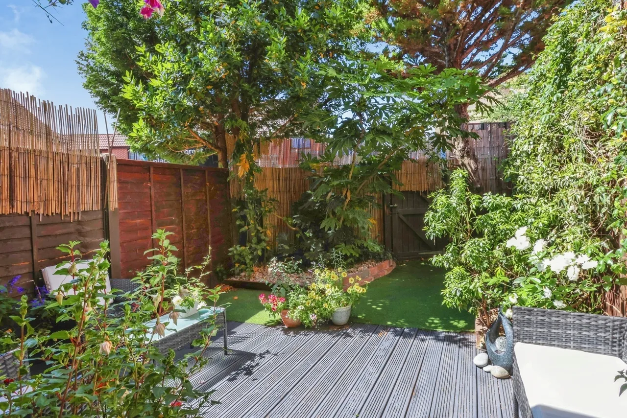 Sixpenny Close, Poole, BH12, photo 16