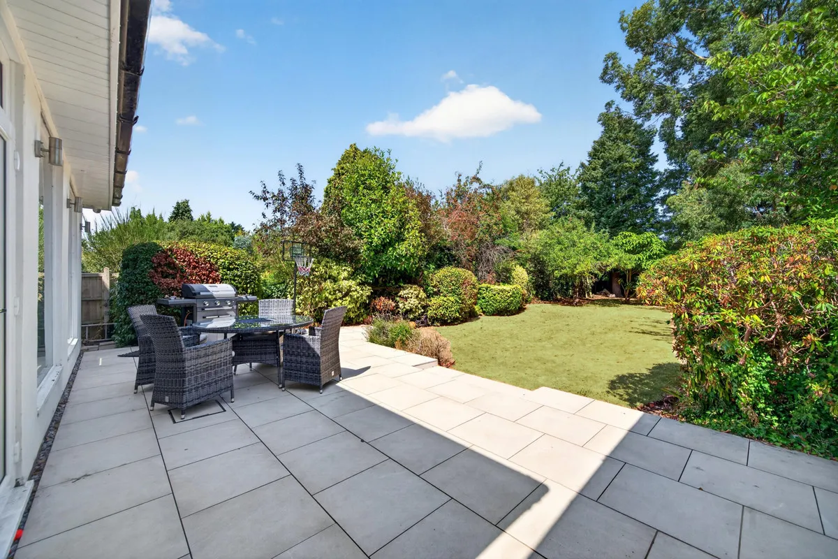 Hillmorton Road, Rugby, CV22, photo 3