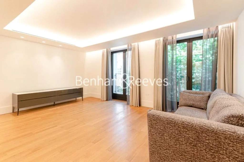 Lancer Square, Kensington, W8, photo 2