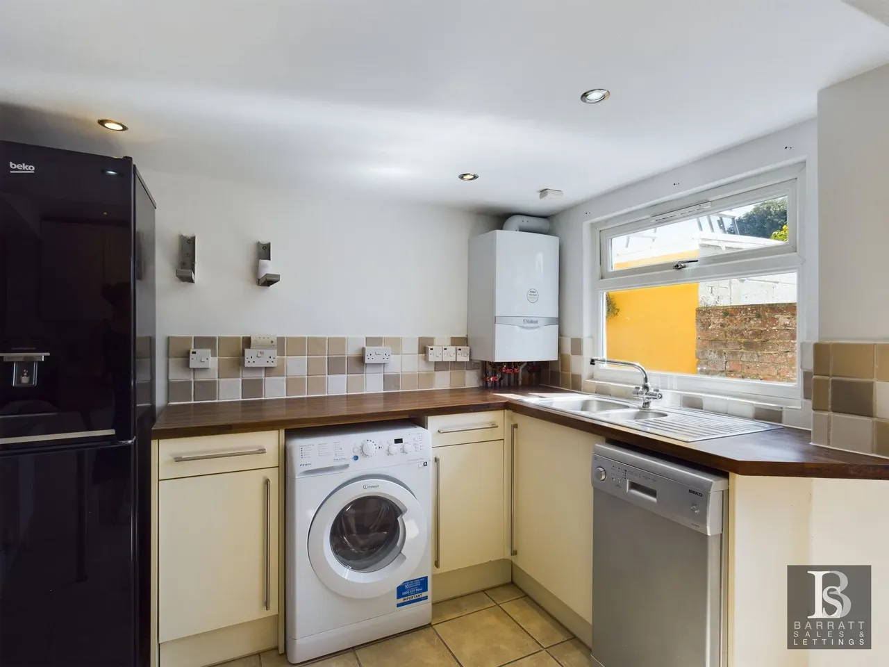 St. Leonards Road, Windsor, SL4, photo 8