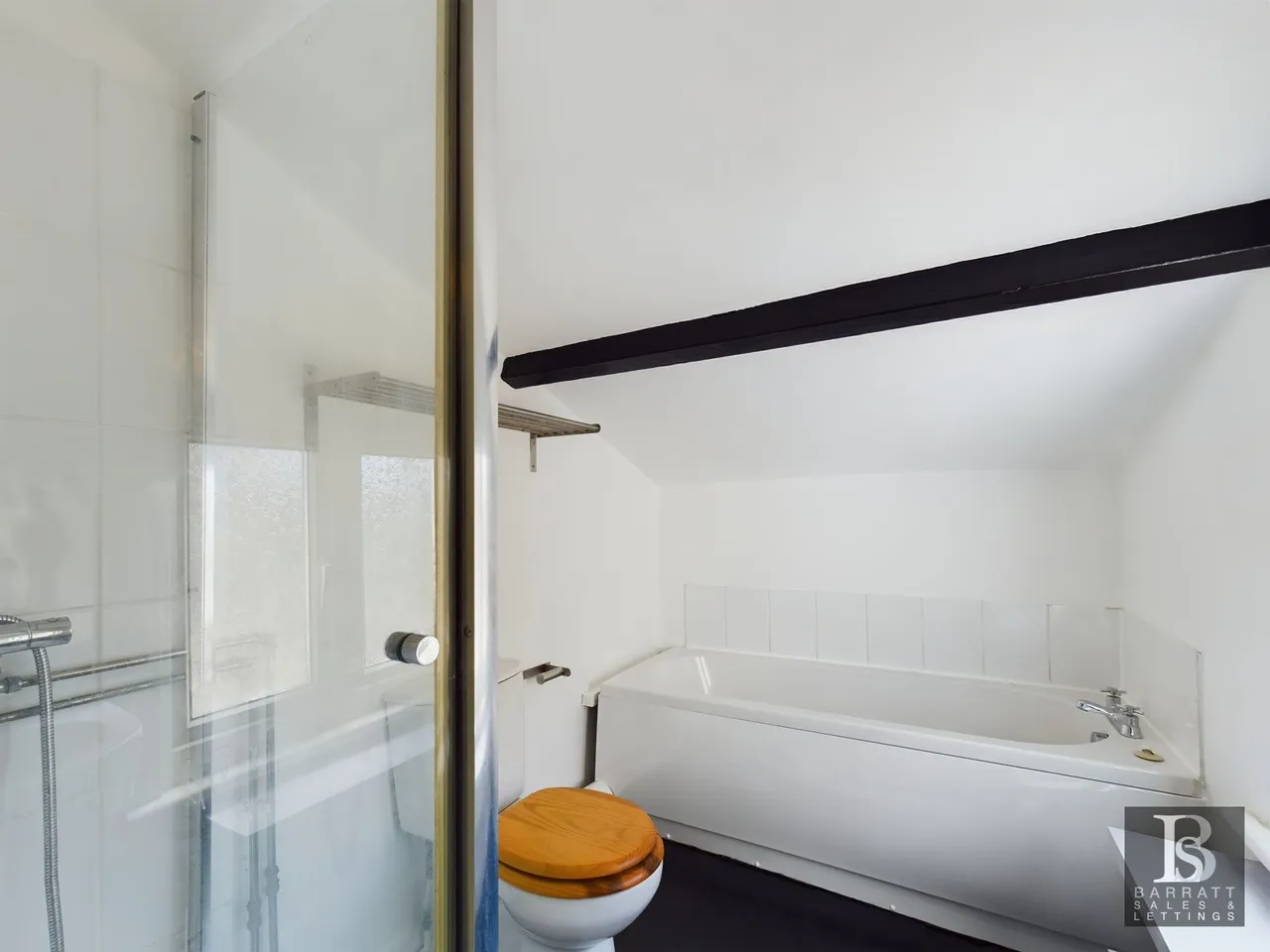 St. Leonards Road, Windsor, SL4, photo 17