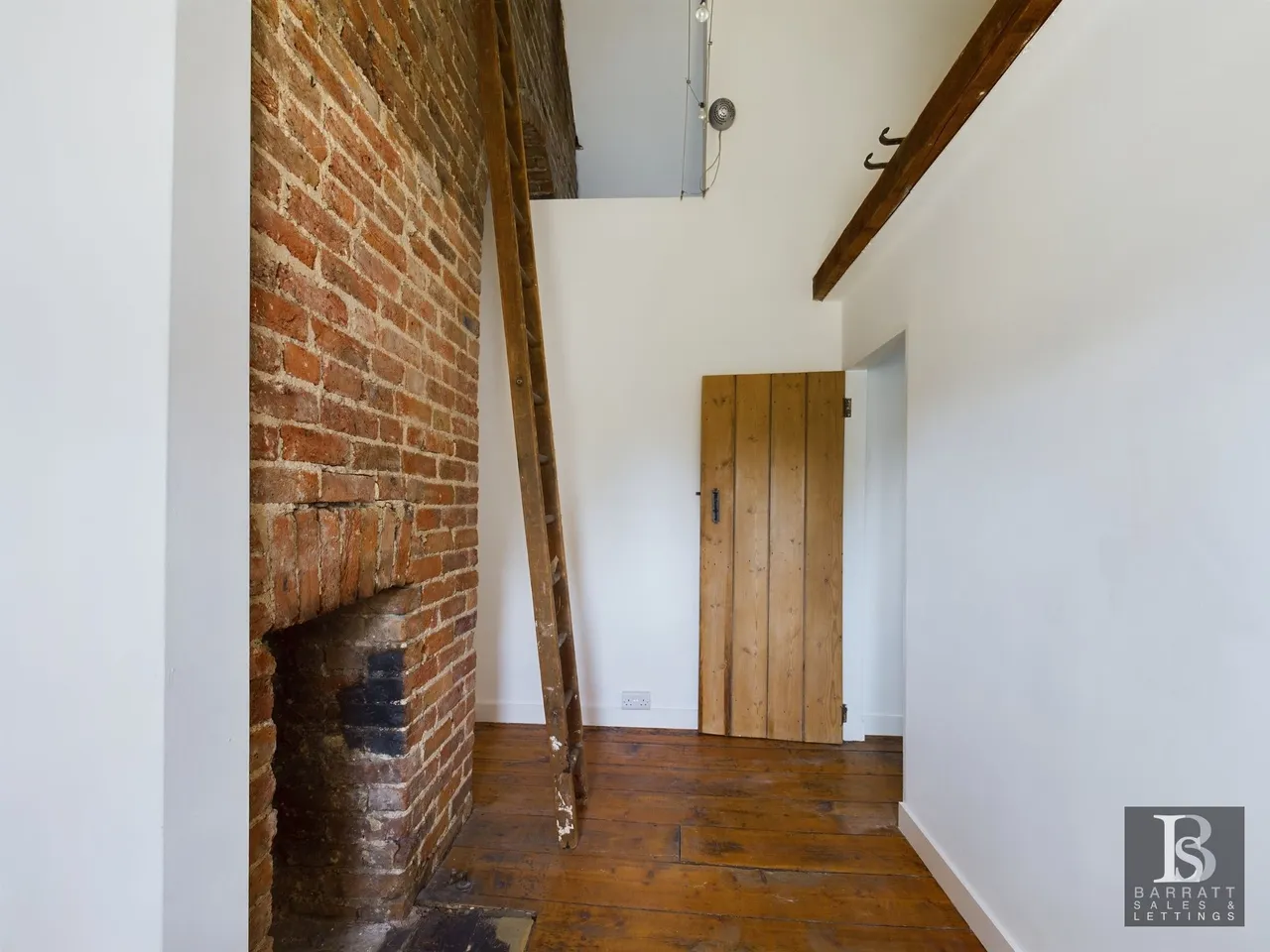 St. Leonards Road, Windsor, SL4, photo 16
