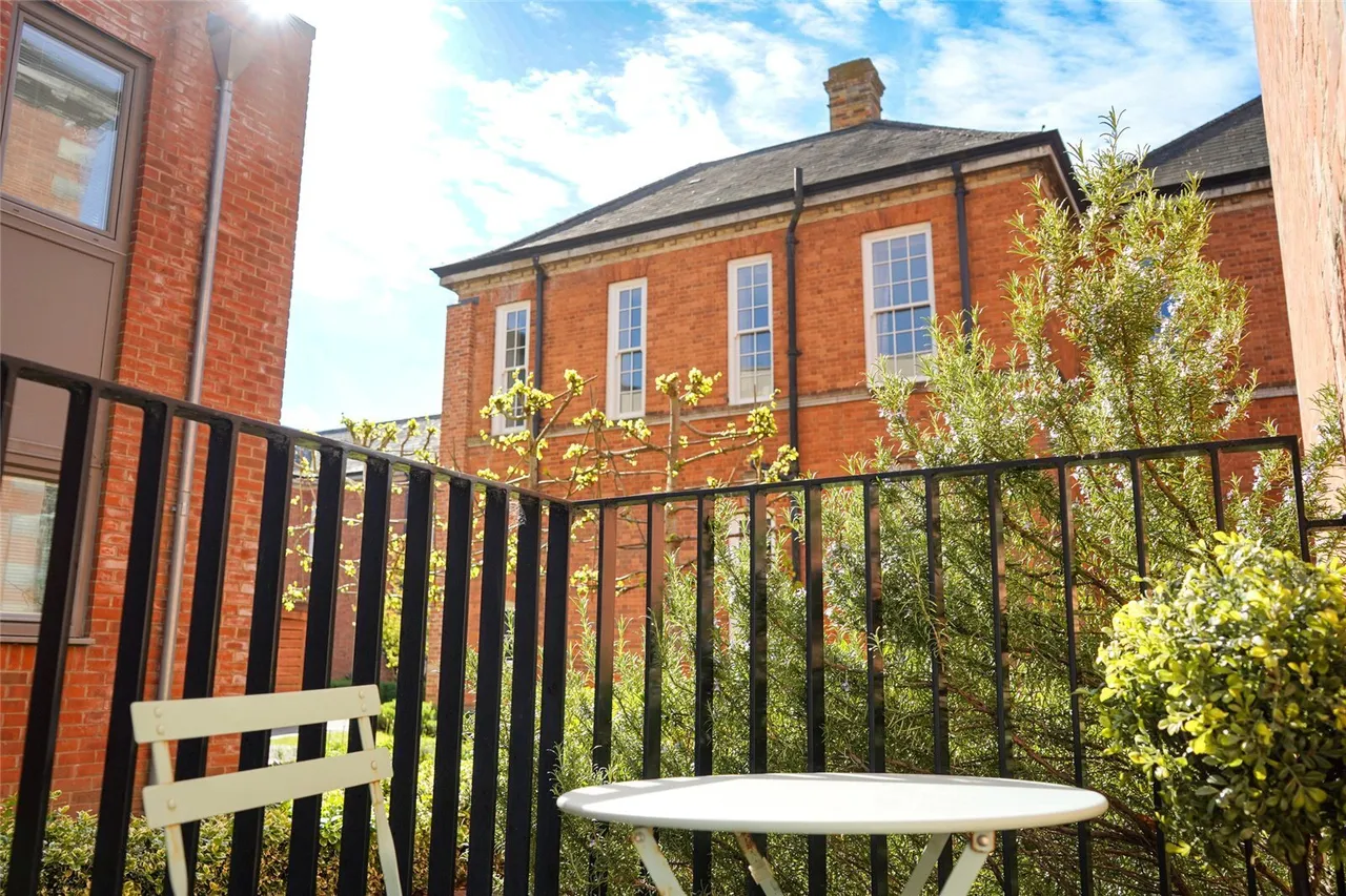 Homestead Road, Chichester, PO19, photo 24