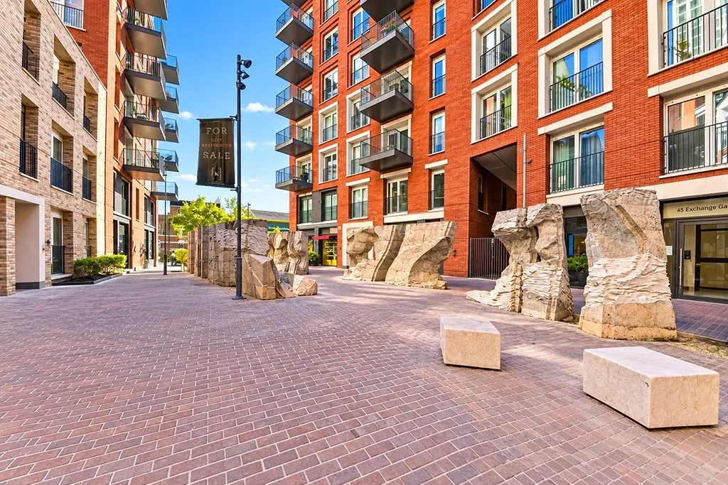 1 bed flat for sale, Exchange Gardens, Nine Elms, SW8