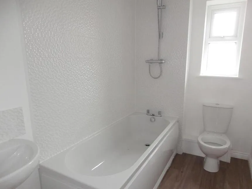 Grey Meadow Road, Ilkeston, Derbyshire, DE7, photo 6