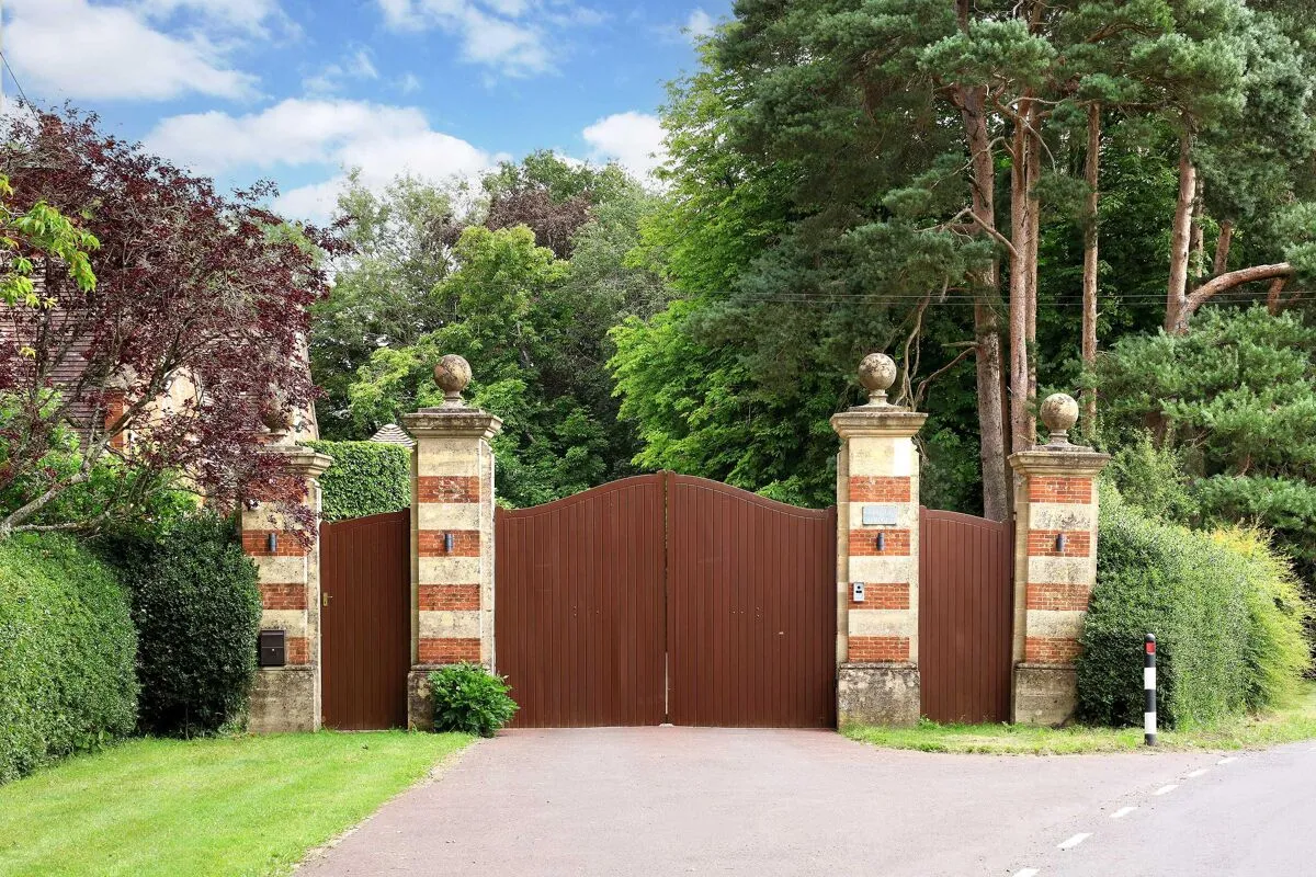Ridge Lane, Newnham, RG27, photo 23