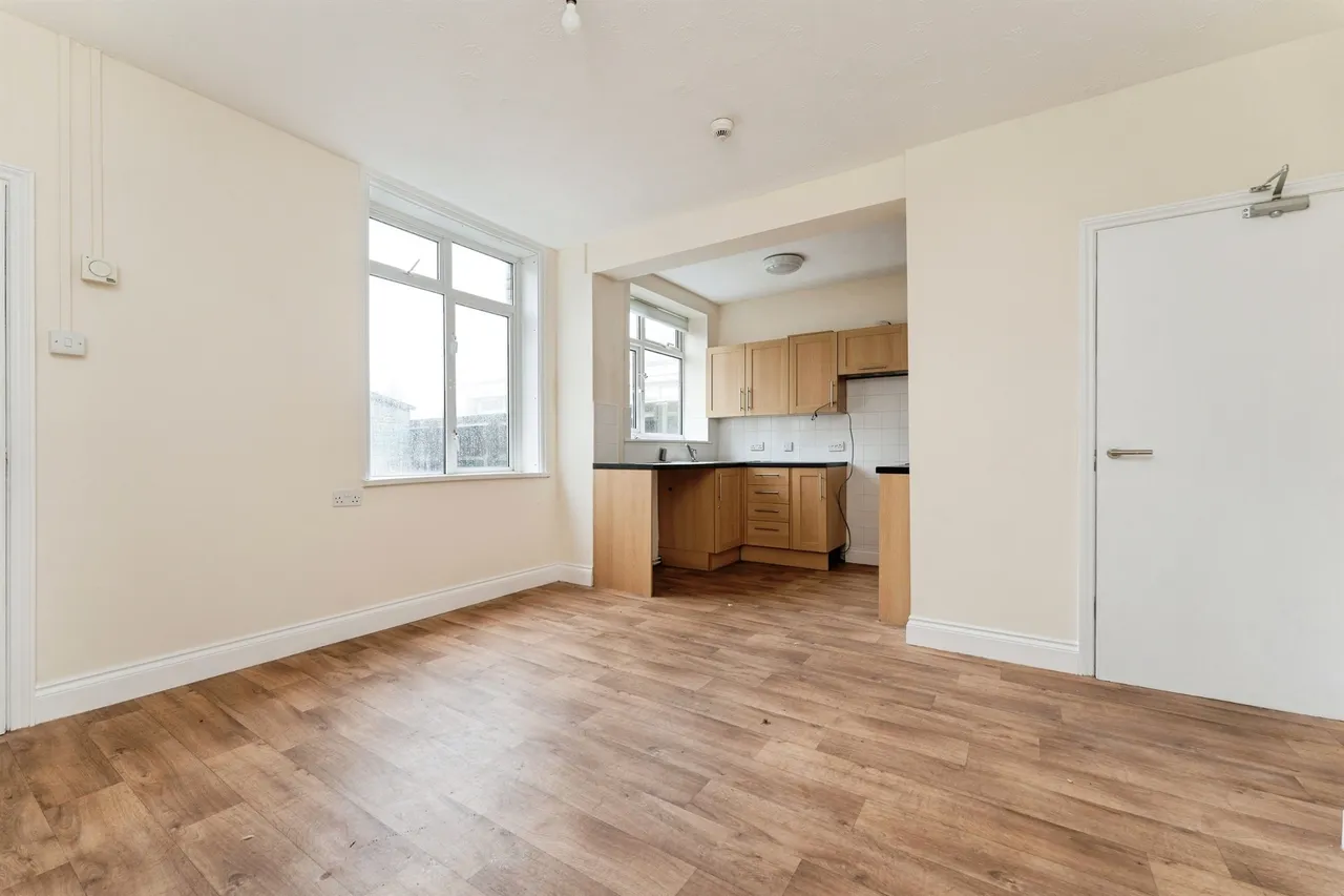 Burrowmoor Road, March, photo 4