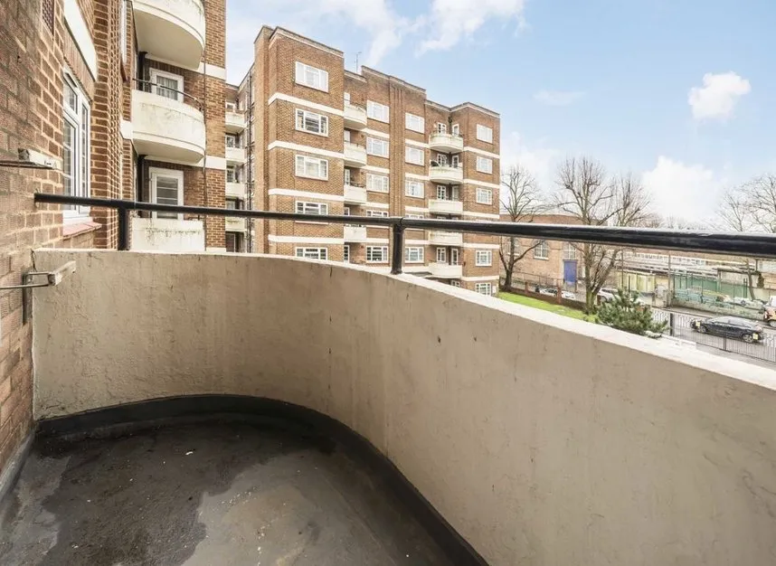 Bollo Lane, Acton, W3, photo 6