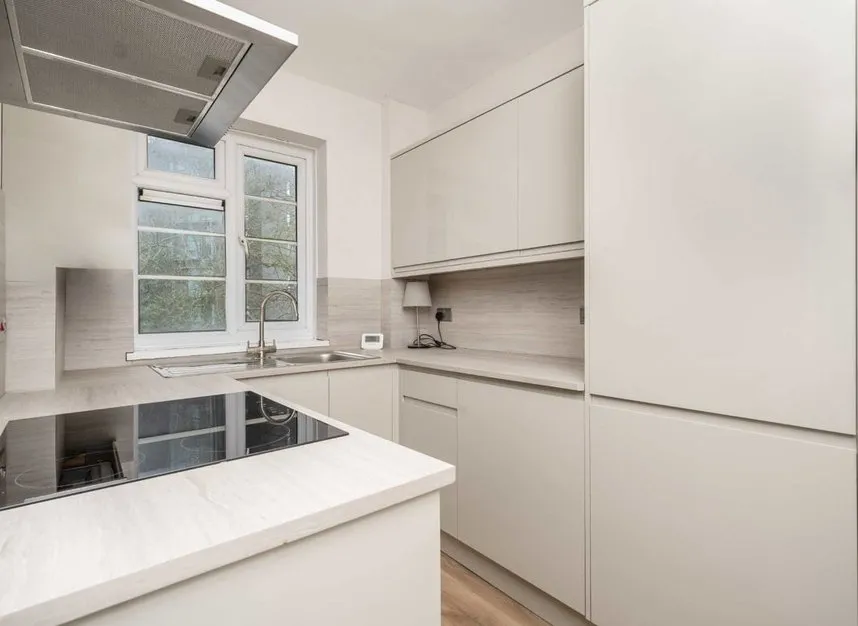 Bollo Lane, Acton, W3, photo 3