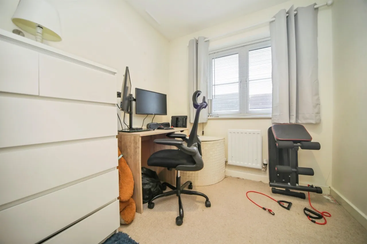 Hedge Sparrow Road, Stowmarket, IP14, photo 11
