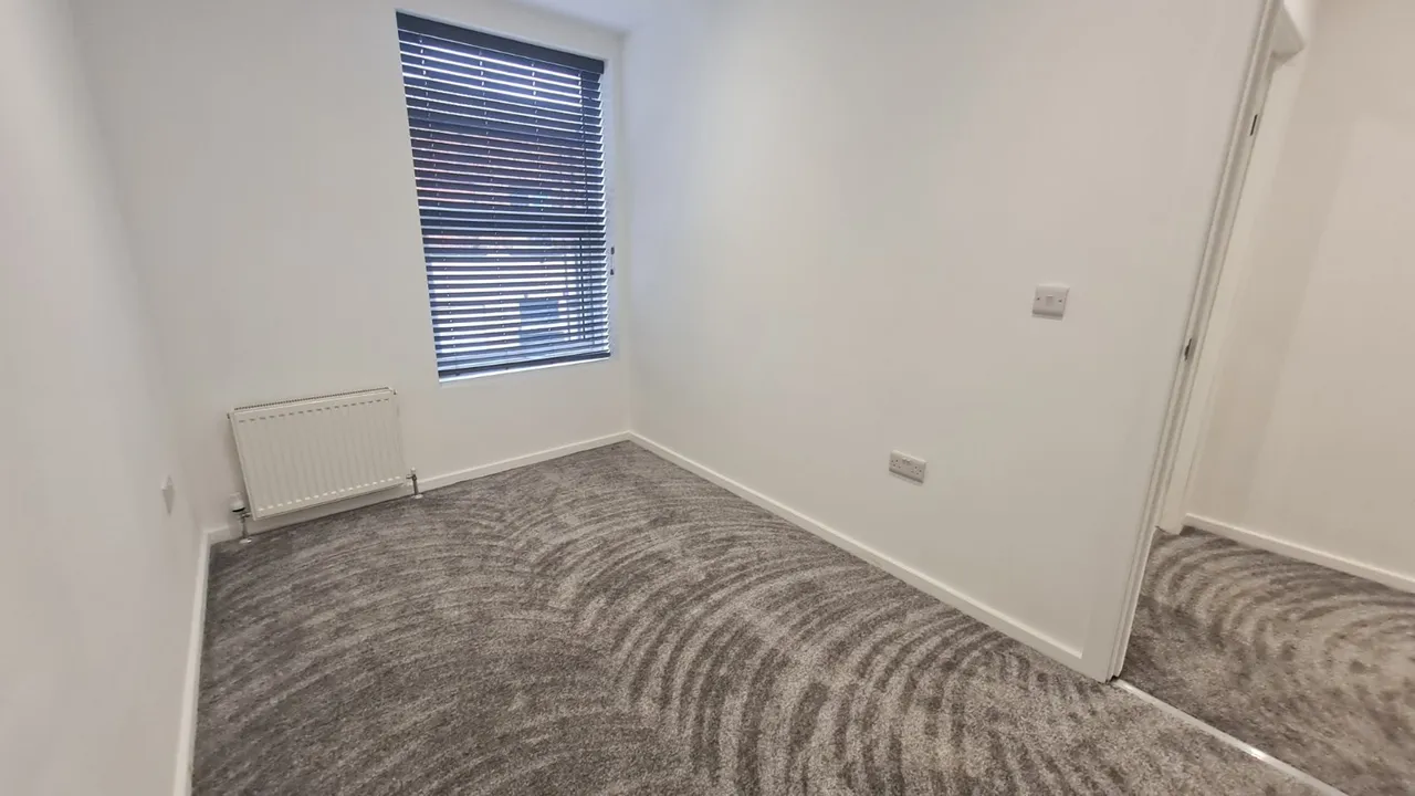 Bangor Terrace, Leeds, LS12, photo 13