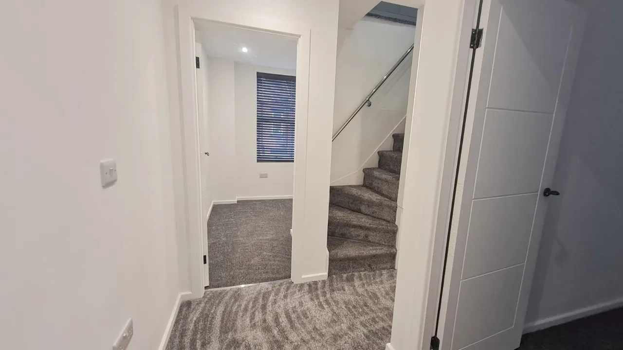 Bangor Terrace, Leeds, LS12, photo 10
