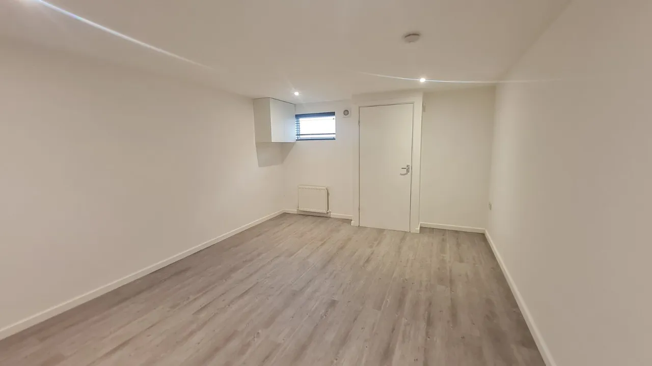 Bangor Terrace, Leeds, LS12, photo 8