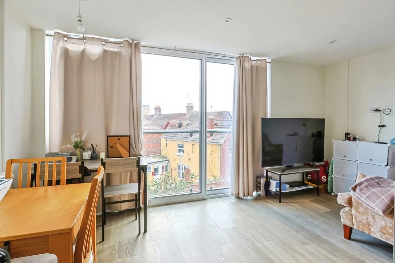 Wimborne Road, Poole, BH15, photo 6
