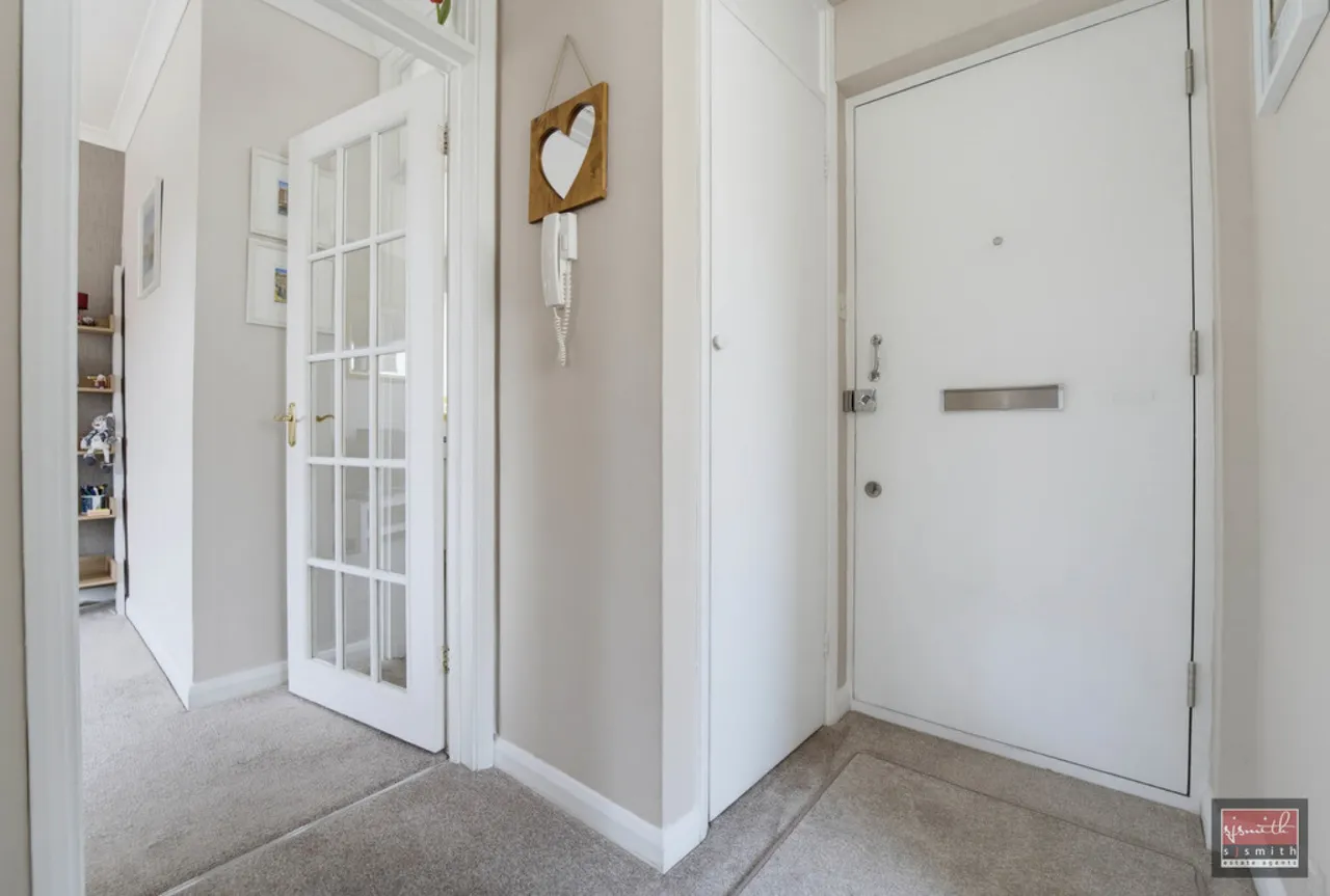 Woodthorpe Road, Ashford, photo 7