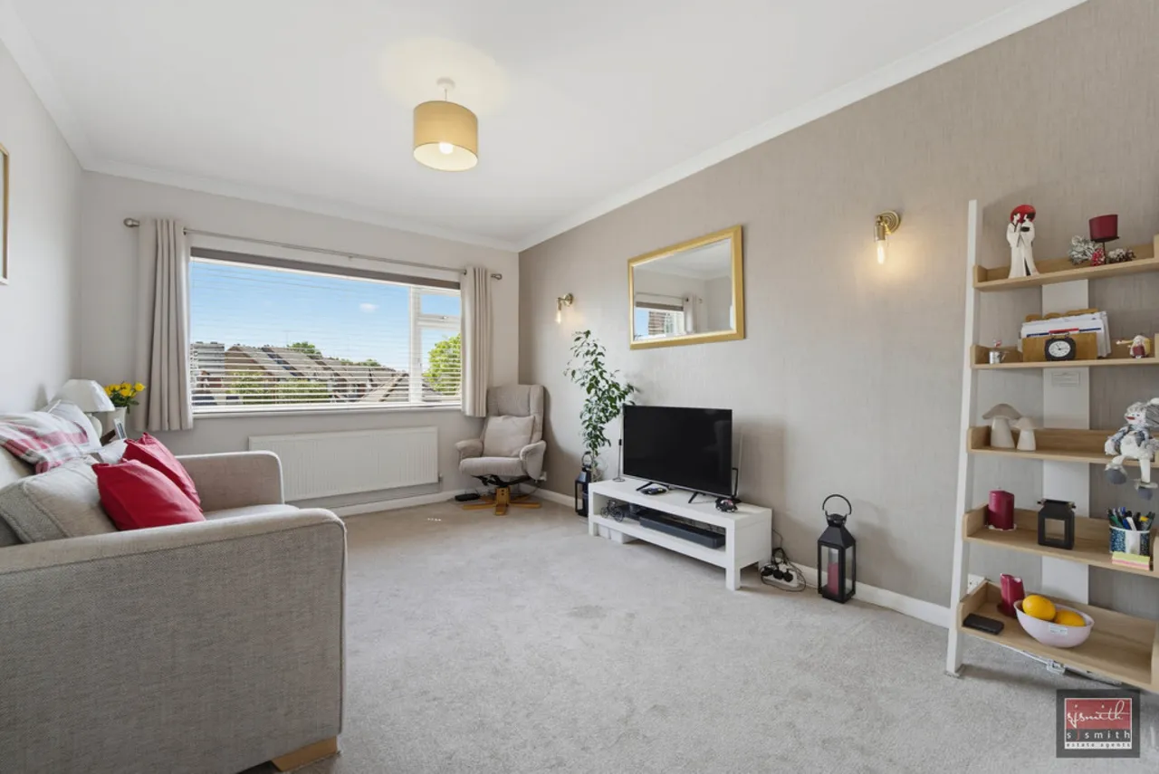 Woodthorpe Road, Ashford, photo 2