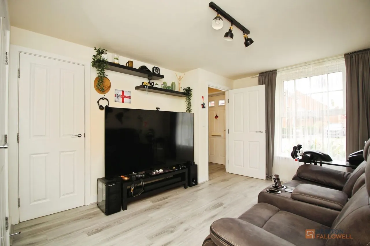 North Esk Way, Lubbesthorpe, LE19, photo 7
