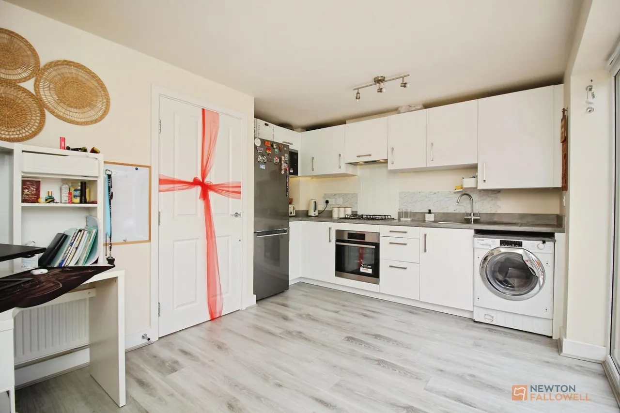 North Esk Way, Lubbesthorpe, LE19, photo 9
