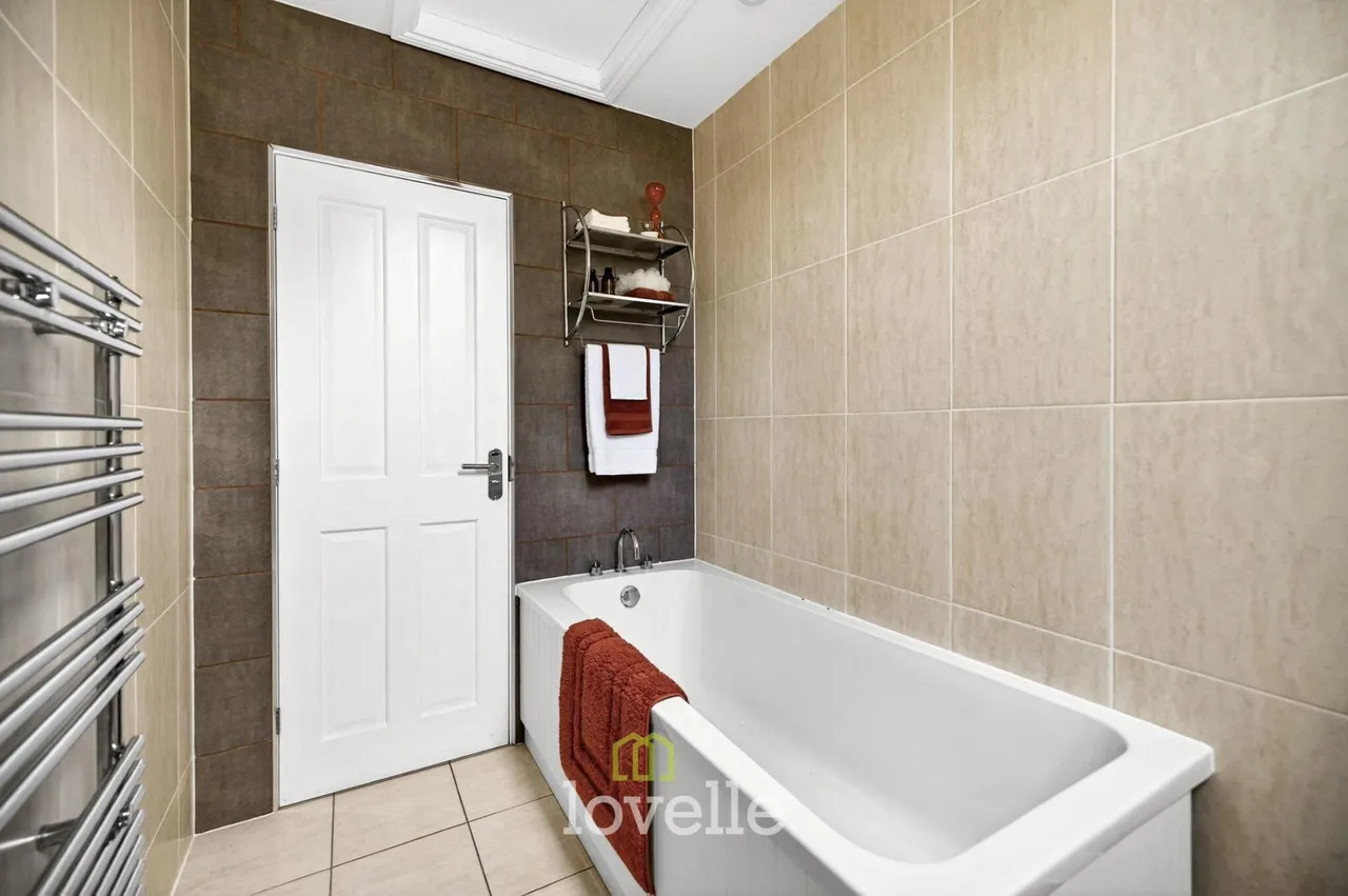 Welholme Road, Grimsby, DN32, photo 30