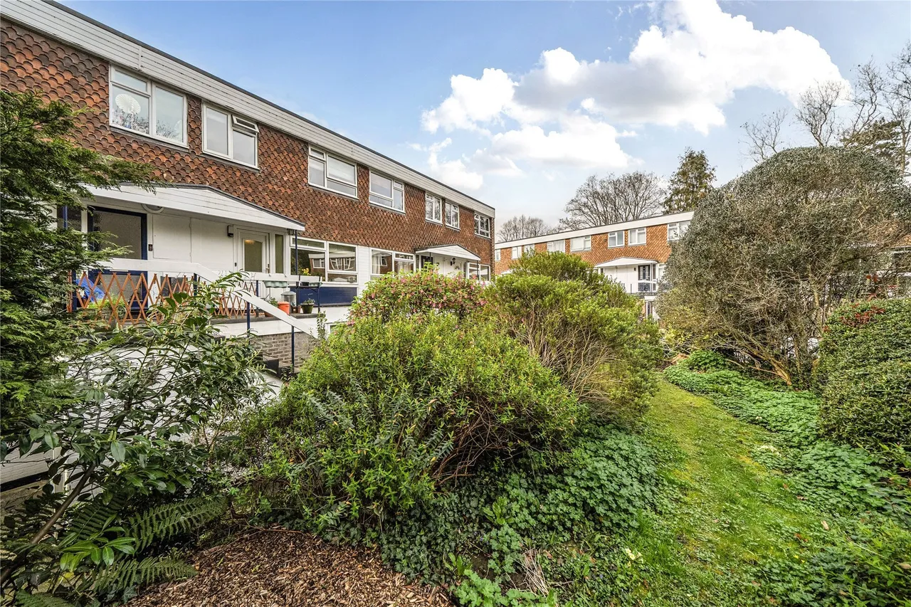 Caveside Close, Chislehurst, BR7, photo 26