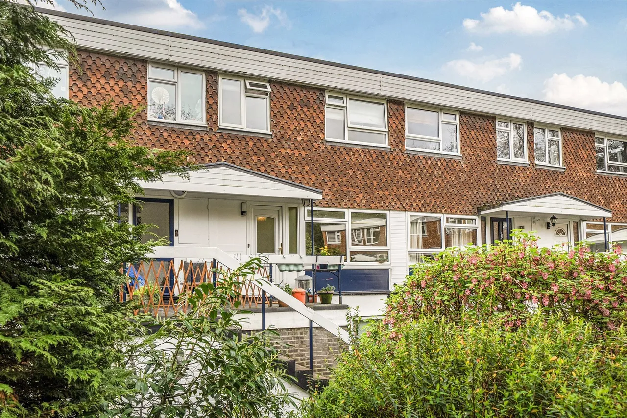 Caveside Close, Chislehurst, BR7, photo 25