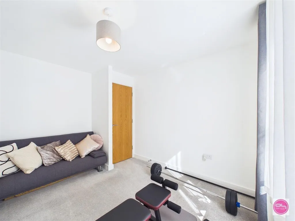 Claymills Close, Burton-On-Trent, DE15, photo 27