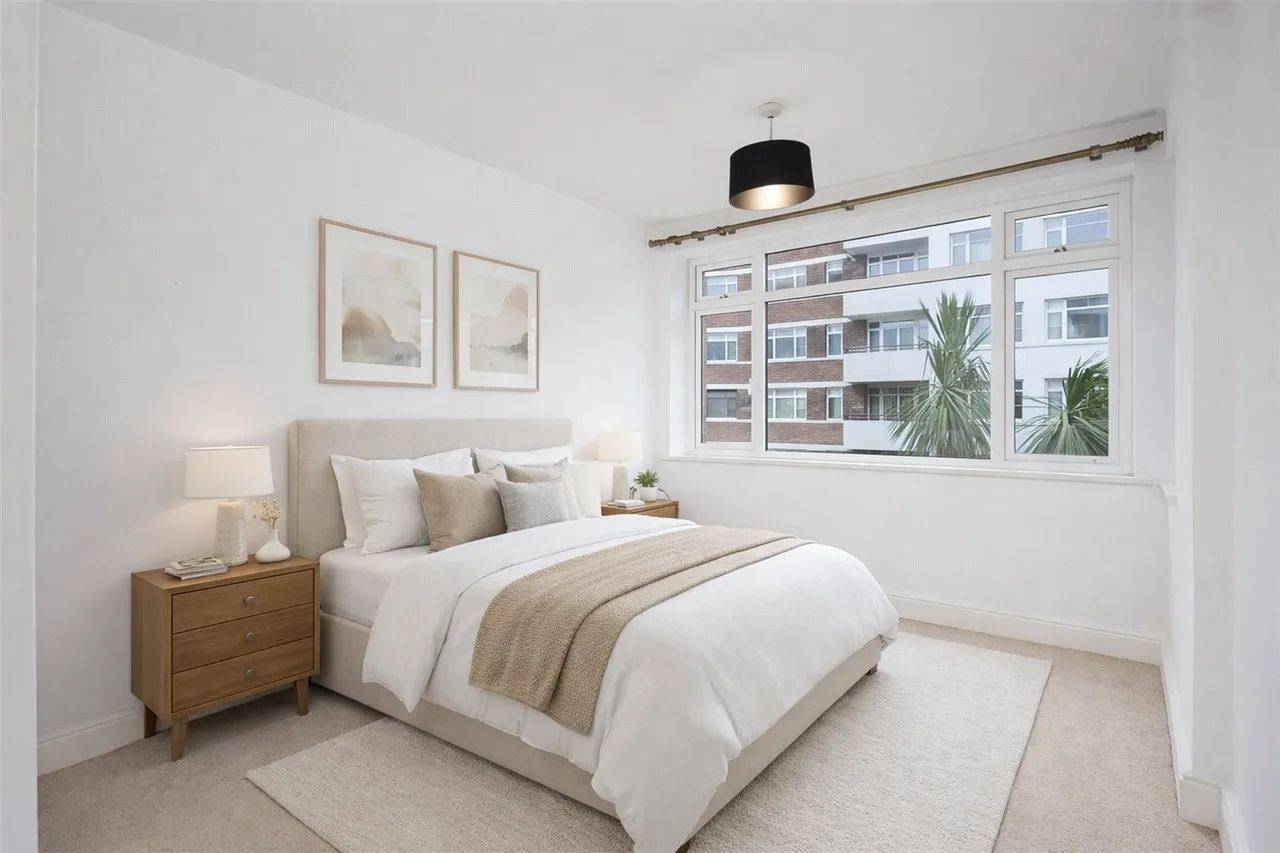 Upper Richmond Road, London, SW15, photo 6