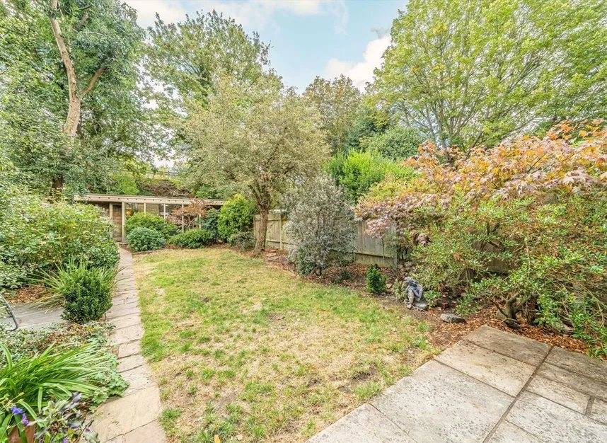 Victoria Avenue, Surbiton, KT6, photo 9