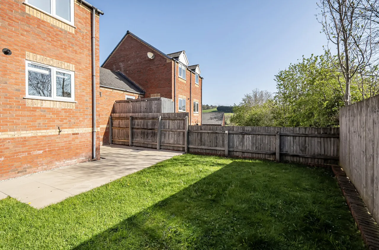 Brynmor Close, Newtown, photo 19