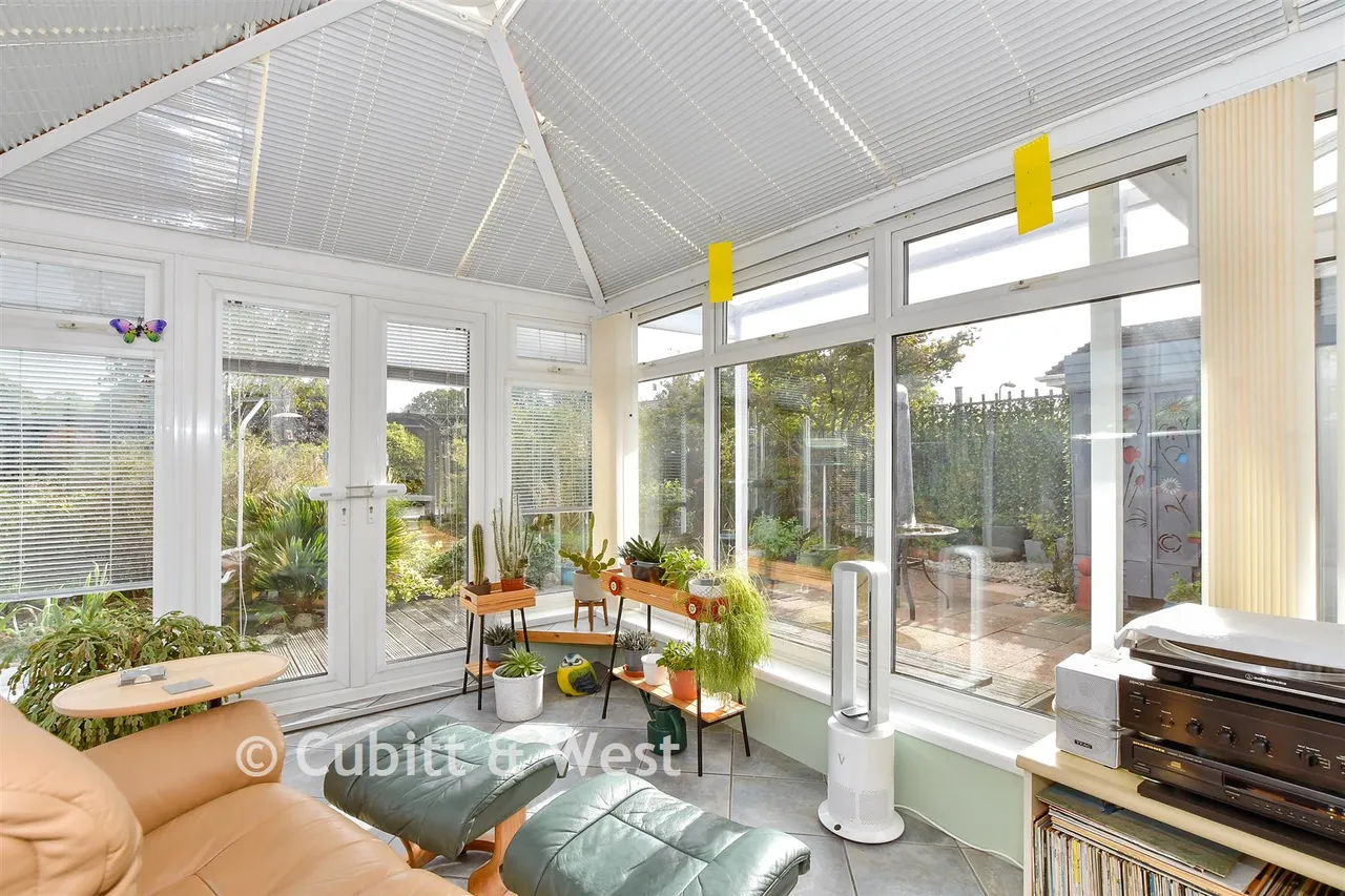 The Link, Waterlooville, PO7, photo 6