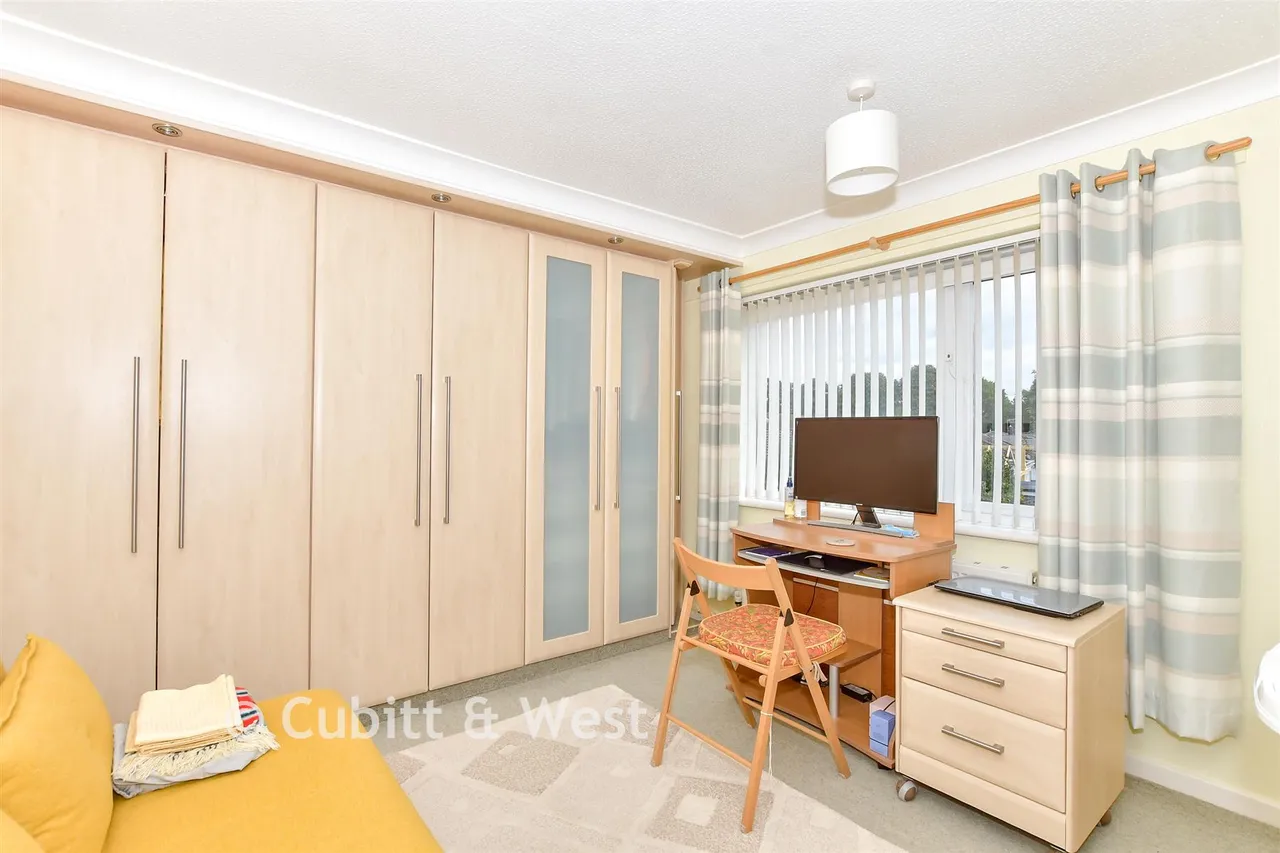 The Link, Waterlooville, PO7, photo 8
