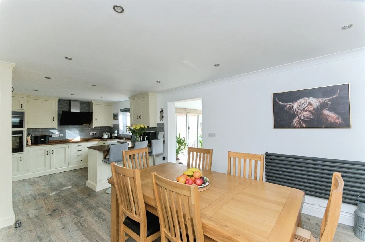 Pride View, Stone Cross, BN24, photo 17