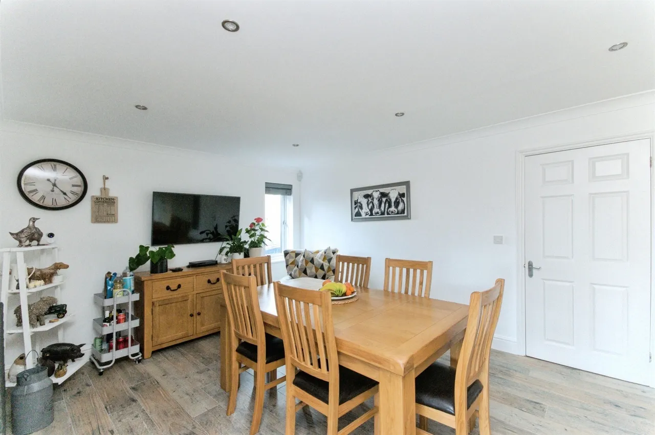 Pride View, Stone Cross, BN24, photo 23