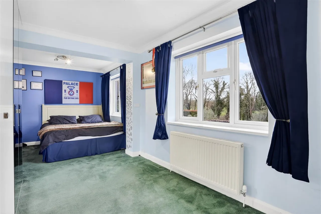 Golf Side, South Cheam, SM2 7EZ, photo 55