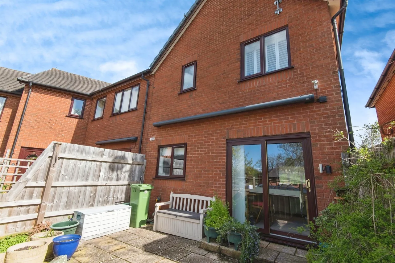 Honeylands Drive, Exeter, photo 7