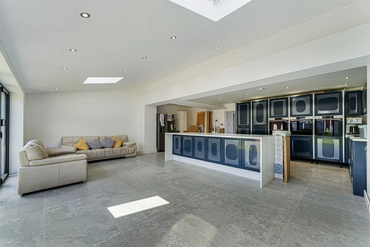 Lane Head Avenue, Lowton, Warrington, Warrington, WA3 2TB, photo 3