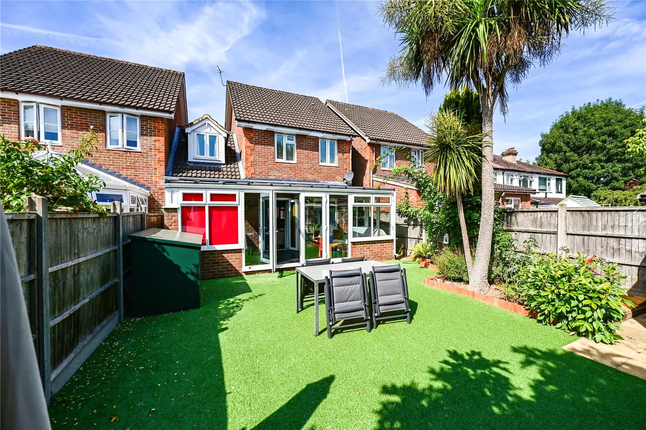 Park Road, Egham, TW20, photo 10
