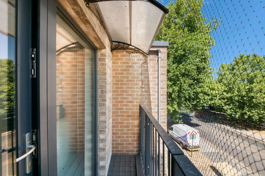 178 Eastcote Lane, Harrow, photo 11