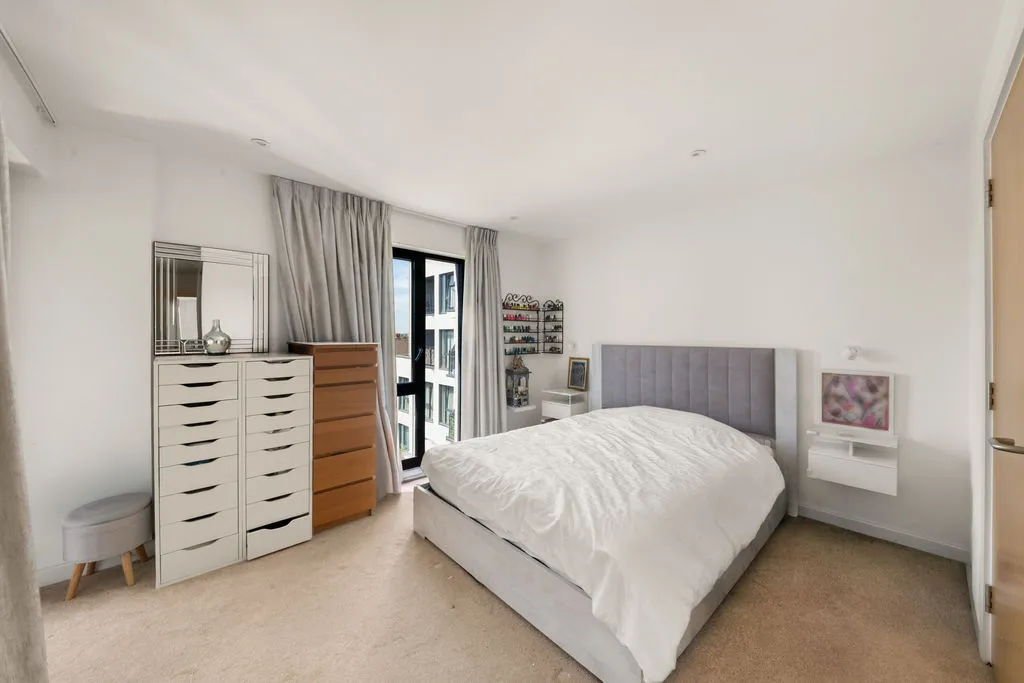 178 Eastcote Lane, Harrow, photo 5