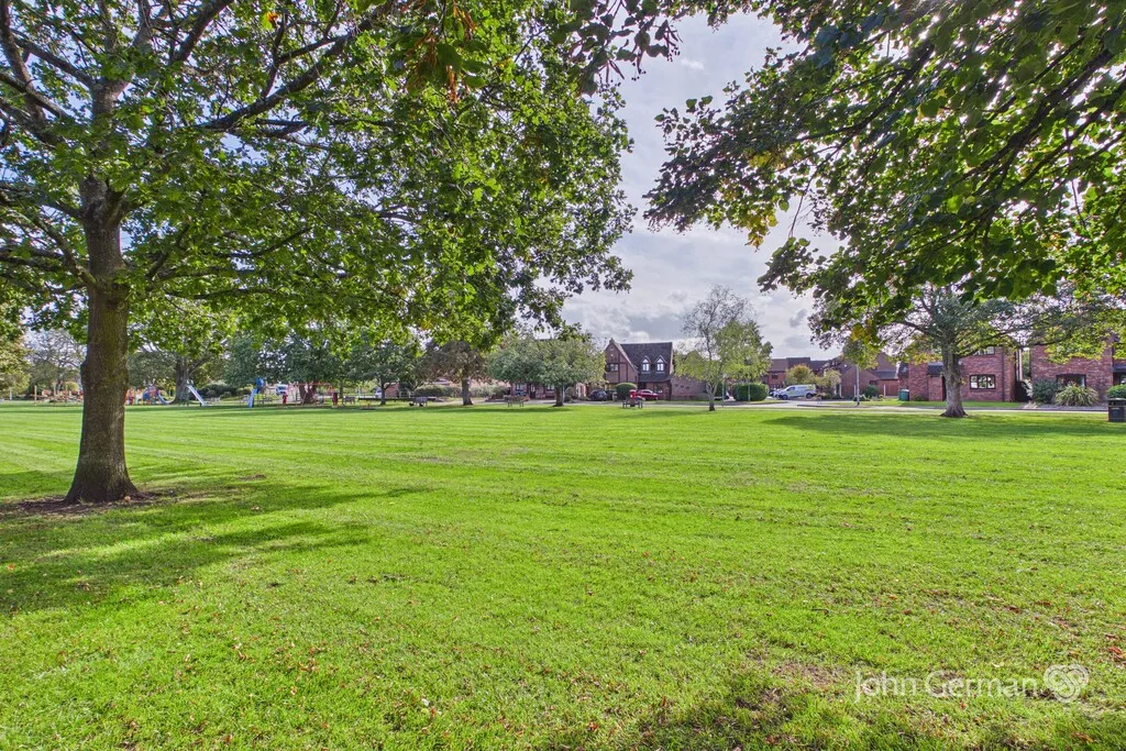 The Green, Weston, photo 2