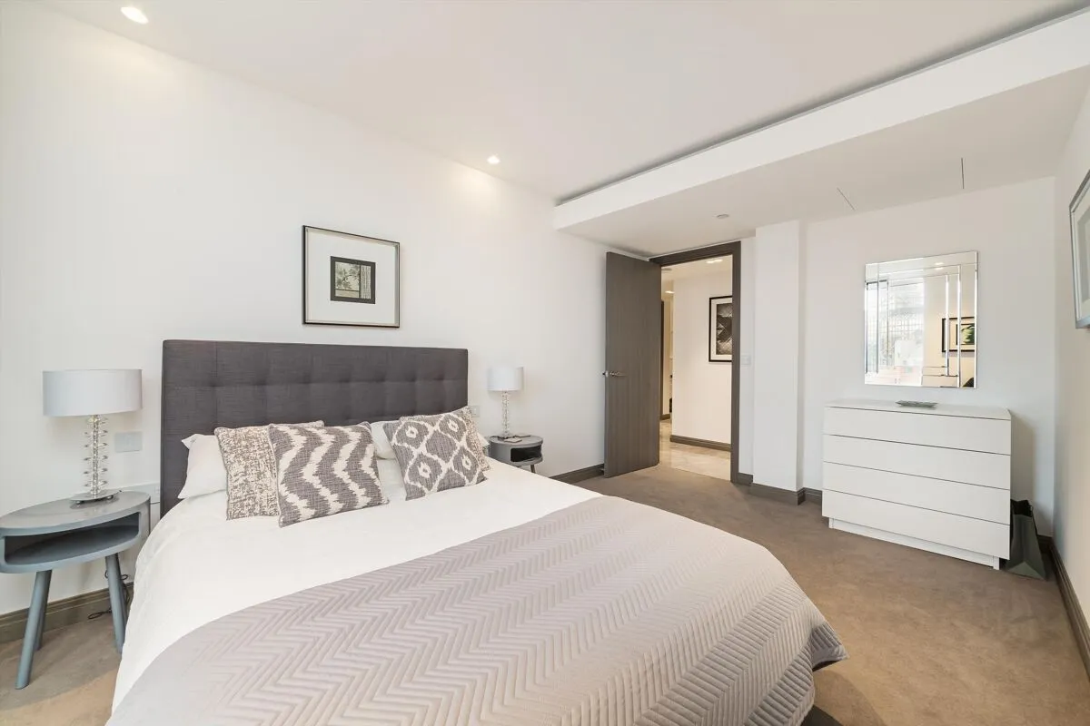 Blackfriars Road, London, SE1, photo 10